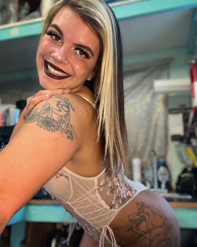 Sexy lingerie barista Alexie