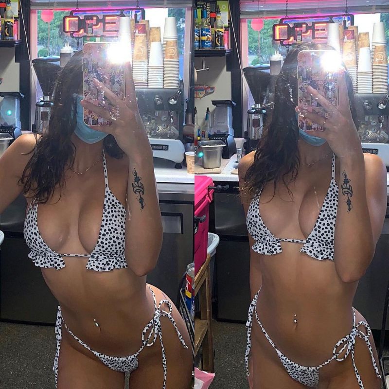 Hot bikini barista Kayla