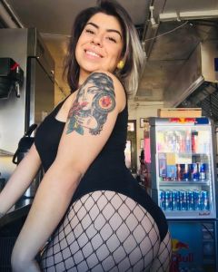 Sexy barista Daniela Soto