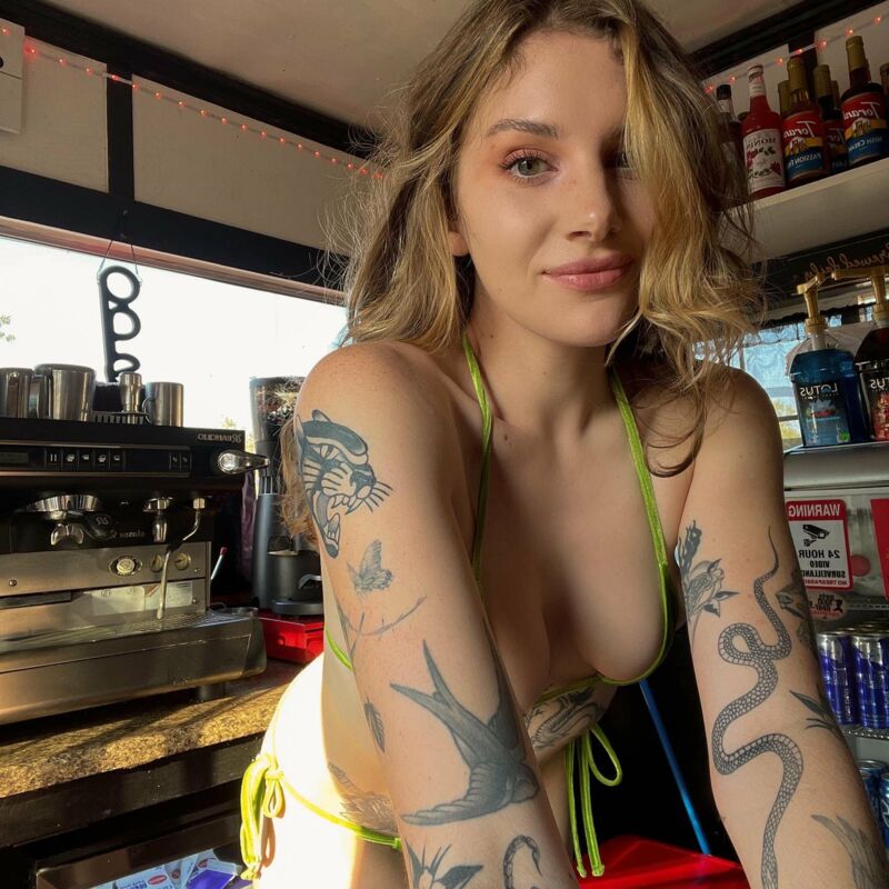 Sexy bikini barista Josie